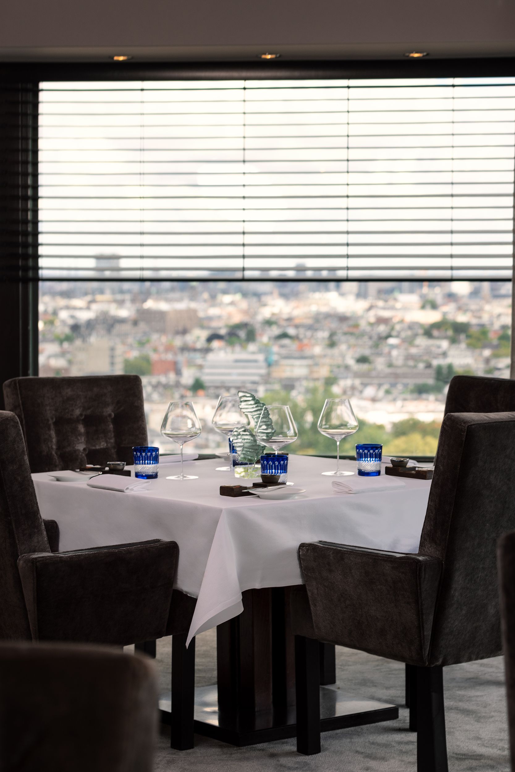 THE RESTAURANT