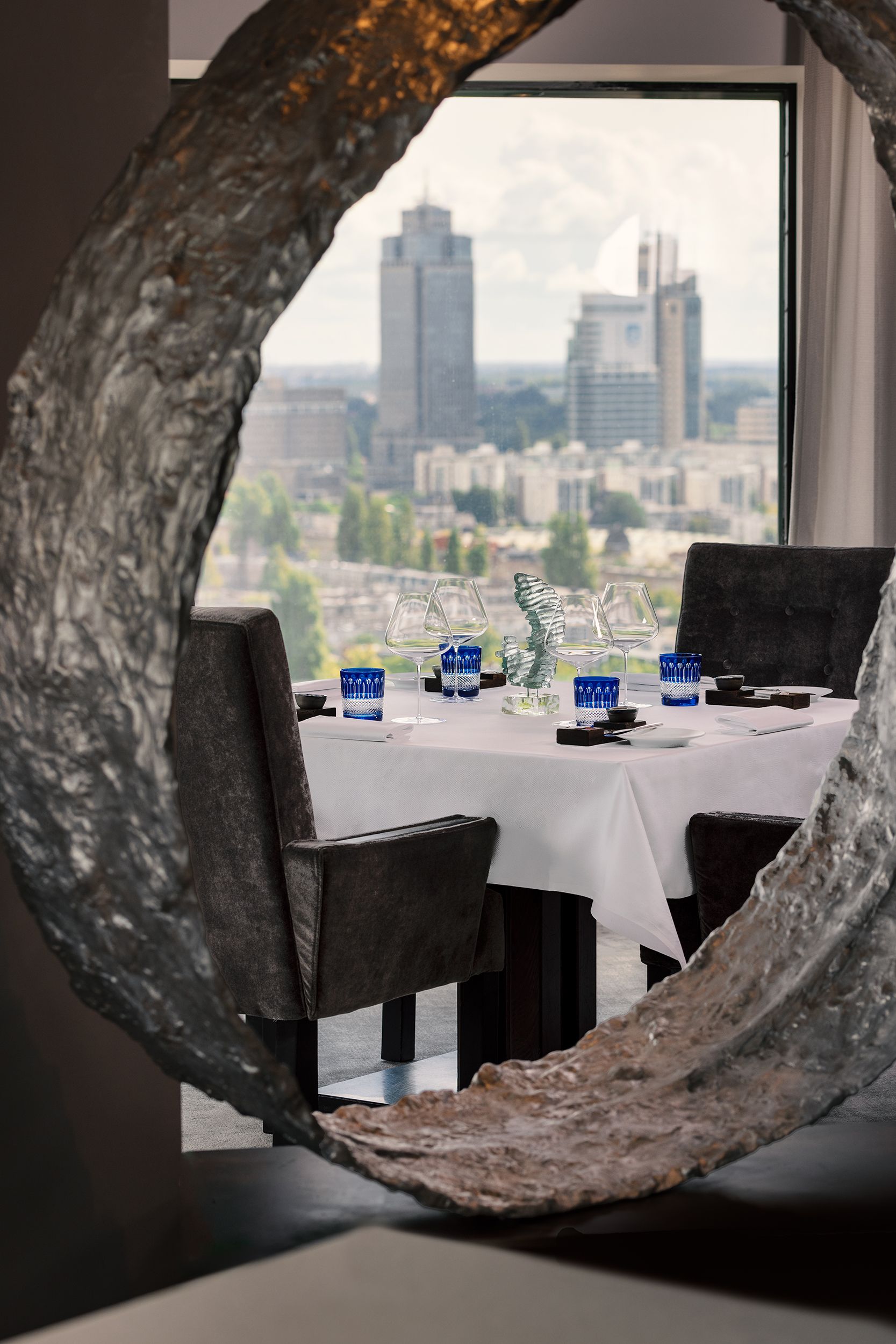 THE RESTAURANT